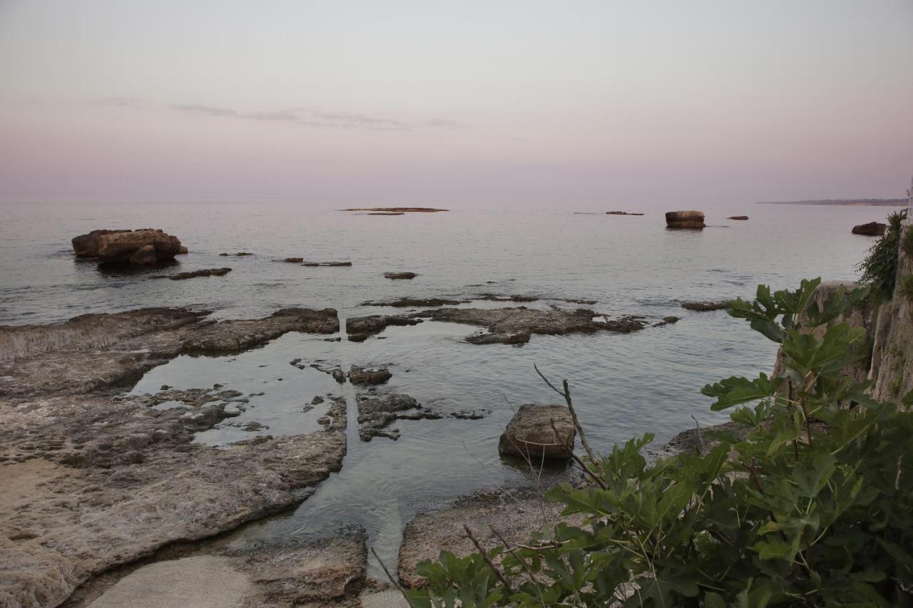 Le Bain Suite - Accanto Al Mare Vicinissima A Ortigia E Al Teatro Syracuse Exterior photo